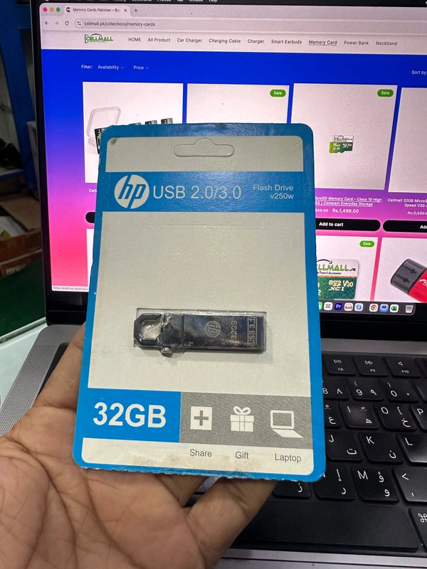 USB Flash Drive 32GB V250W – USB 2.0 & 3.0 Pen Drive